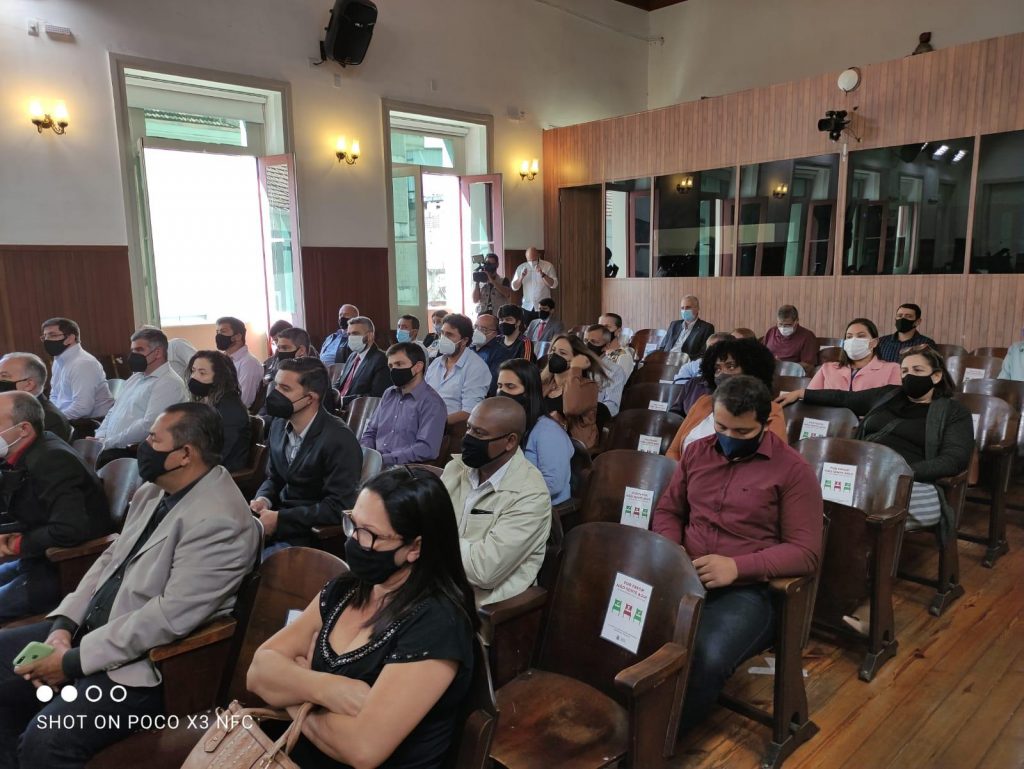 Ato na Câmara 15.7 publico