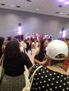 Conferência das mulheres antes da votação 15